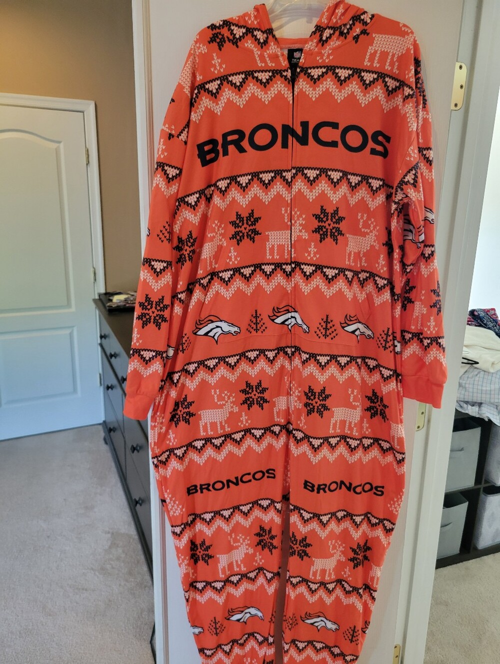 Denver Broncos NFL Hooded Sleepwear Onesie Jumpsuit Adult Size XL Orange FOCO